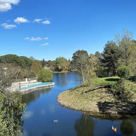 Les Bastides 30282 *