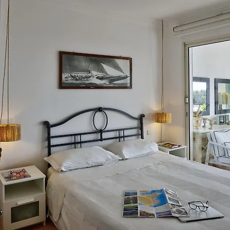 Les Bastides 30282 *