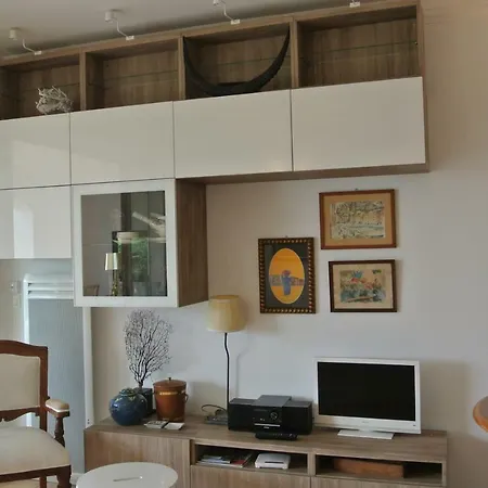 Les Bastides 30282 * Grimaud