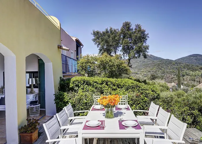 Les Bastides 30282 Prázdninový dům Grimaud